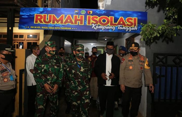 Kapolda Jatim Tinjau Langsung Kampung Tangguh Bugul Permai Pasuruan Kapolda Jatim Tinjau Langsung Kampung Tangguh Bugul Permai Pasuruan