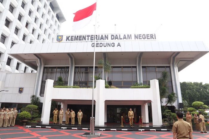ASN Tak Netral, Kemendagri Minta BKN Blokir Akses Data Pelayanan Kepegawaian di Daerah ASN Tak Netral, Kemendagri Minta BKN Blokir Akses Data Pelayanan Kepegawaian di Daerah