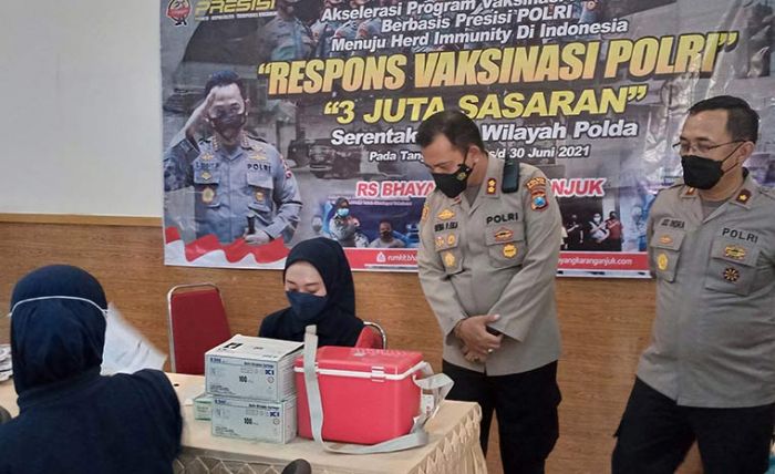 Tindak Lanjuti Instruksi Presiden, Polres Madiun Kota Lakukan Percepatan Vaksinasi Tindak Lanjuti Instruksi Presiden, Polres Madiun Kota Lakukan Percepatan Vaksinasi