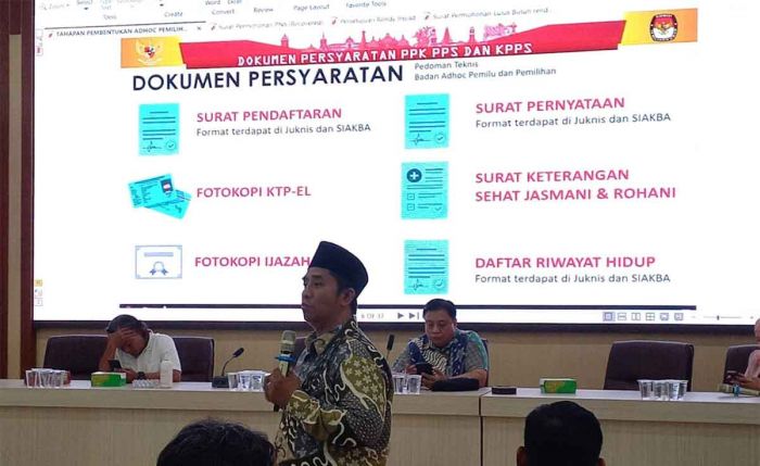 Antusiasme Pendaftar PPK di KPU Surabaya Tinggi, Tembus 525 Orang Sejak 2 Hari Dibuka Antusiasme Pendaftar PPK di KPU Surabaya Tinggi, Tembus 525 Orang Sejak 2 Hari Dibuka