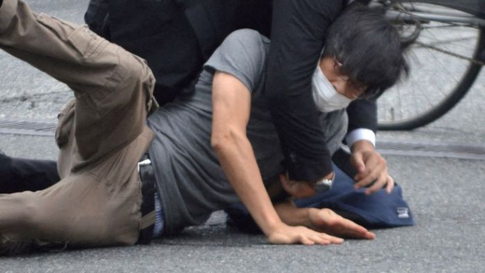 Yamagami Bunuh Shinzo Abe karena Ibunya Nyumbang Kelompok Agama Yamagami Bunuh Shinzo Abe karena Ibunya Nyumbang Kelompok Agama