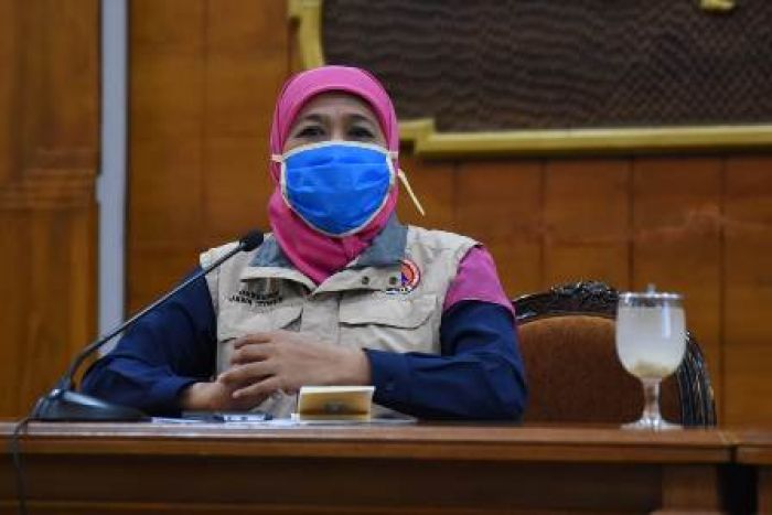 Realokasi Rp 2,3 Triliun Dana Desa Jatim untuk BLT Masyarakat Terdampak Covid-19 Realokasi Rp 2,3 Triliun Dana Desa Jatim untuk BLT Masyarakat Terdampak Covid-19