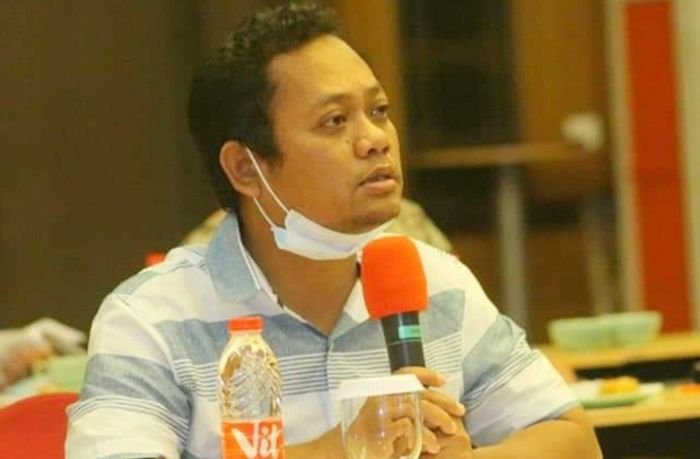 Fraksi NasDem Desak Bupati Gresik Tunda Penjaringan Direksi PD Bank Pasar Fraksi NasDem Desak Bupati Gresik Tunda Penjaringan Direksi PD Bank Pasar