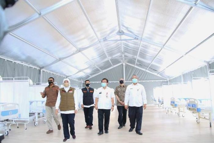 Angka Positif Covid-19 Jatim Melonjak, Khofifah Minta RS Lapangan Covid-19 Jatim Segera Dibuka Angka Positif Covid-19 Jatim Melonjak, Khofifah Minta RS Lapangan Covid-19 Jatim Segera Dibuka