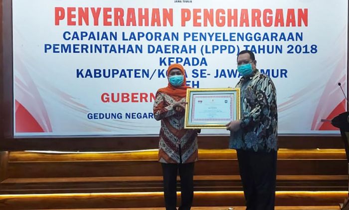 Pemkot Pasuruan Terima Penghargaan LPPD dari Kemendagri Pemkot Pasuruan Terima Penghargaan LPPD dari Kemendagri