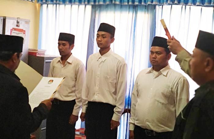 KPU Pacitan Lantik Satu PPK dan Dua PPS Hasil PAW KPU Pacitan Lantik Satu PPK dan Dua PPS Hasil PAW