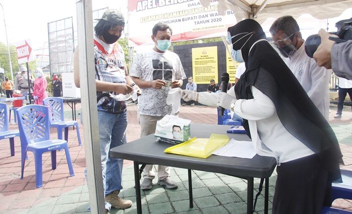 Bupati Kanang Pantau Langsung Simulasi Pengamanan Pilkada 2020 di Polres Ngawi