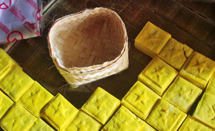 Tahu Kuning Khas Kota Kediri Mengandung Antioksidan Tangkal Corona Tahu Kuning Khas Kota Kediri Mengandung Antioksidan Tangkal Corona