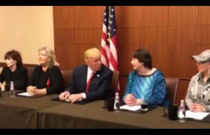 Debat Capres AS, Saling Bongkar Skandal, Trump Ancam Penjarakan Hillary Debat Capres AS, Saling Bongkar Skandal, Trump Ancam Penjarakan Hillary