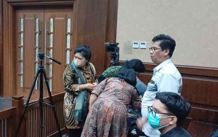 Hakim yang Bebaskan Ronald Tannur Menyesal Usai Terima Uang 36.000 Dolar Singapura Hakim yang Bebaskan Ronald Tannur Menyesal Usai Terima Uang 36.000 Dolar Singapura