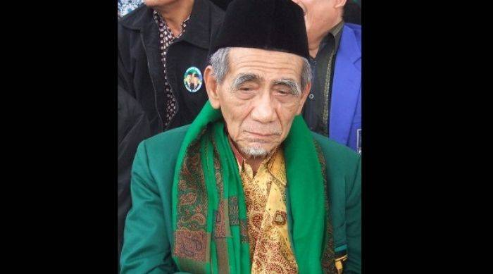 Mbah Maimun: Kembalikan NU ke Timur, Agar NU Tak Hilang Mbah Maimun: Kembalikan NU ke Timur, Agar NU Tak Hilang