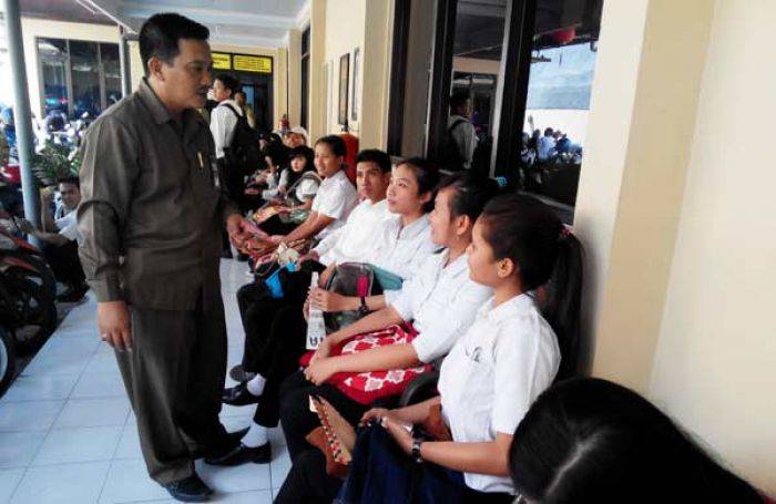 300 Pencari Kerja Serbu Disnaker Kota Mojokerto 300 Pencari Kerja Serbu Disnaker Kota Mojokerto