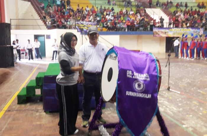 Meriah, Kejuaraan Drum Band di GOR Saka Bangkalan Diikuti Puluhan Peserta