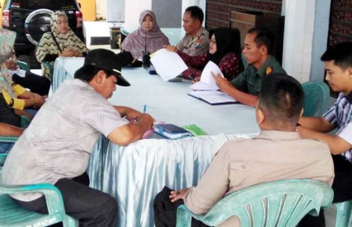 Warga Tlanakan Keluhkan Bau Amis dari Tempat Pengepul Ikan Warga Tlanakan Keluhkan Bau Amis dari Tempat Pengepul Ikan