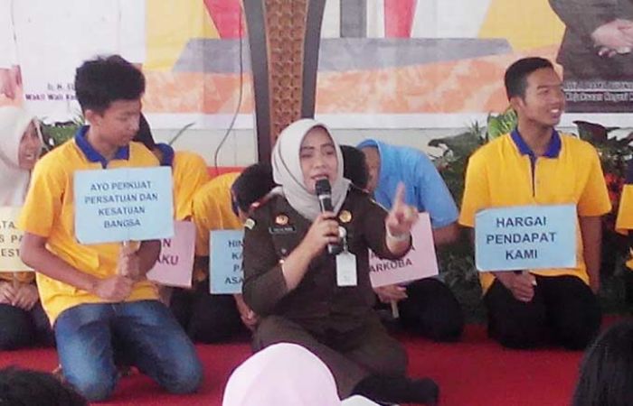 Jaring Aspirasi Anak, Kajari dan Wali Kota Mojokerto Gelar Lesehan