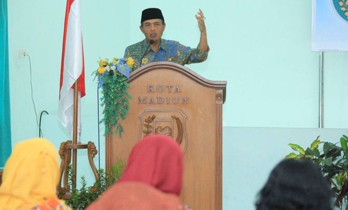 Wali Kota Madiun: Legalitas LKM Tingkatkan Kepercayaan dan Kepastian Hukum Wali Kota Madiun: Legalitas LKM Tingkatkan Kepercayaan dan Kepastian Hukum