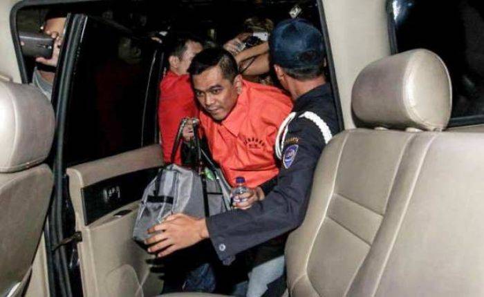 KPK Didesak Usut Ahok Soal Raperda Reklamasi Laut Jakarta KPK Didesak Usut Ahok Soal Raperda Reklamasi Laut Jakarta