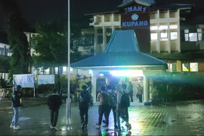 Psikolog UGM Sebut Masuk Sekolah Pukul 5 Pagi Berdampak Buruk Bagi Siswa Psikolog UGM Sebut Masuk Sekolah Pukul 5 Pagi Berdampak Buruk Bagi Siswa