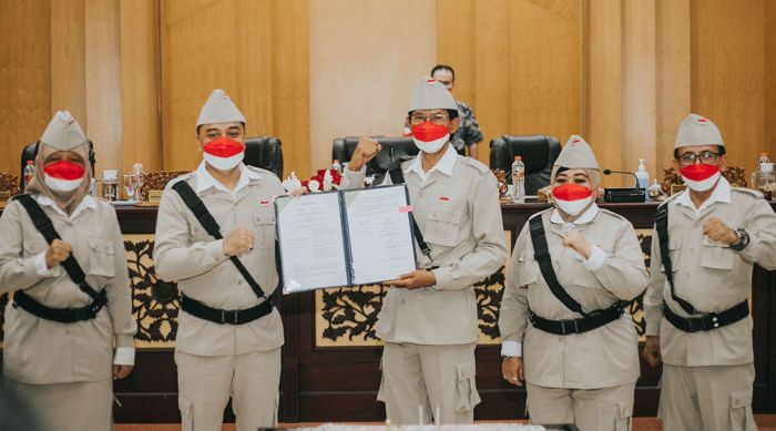 APBD Rp10,4 Triliun Disahkan, Pemkot Surabaya Fokus Pulihkan Ekonomi APBD Rp10,4 Triliun Disahkan, Pemkot Surabaya Fokus Pulihkan Ekonomi