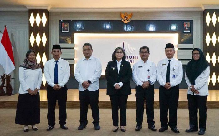 Pj Wali Kota Kediri Lantik 4 Pejabat Struktural Pj Wali Kota Kediri Lantik 4 Pejabat Struktural