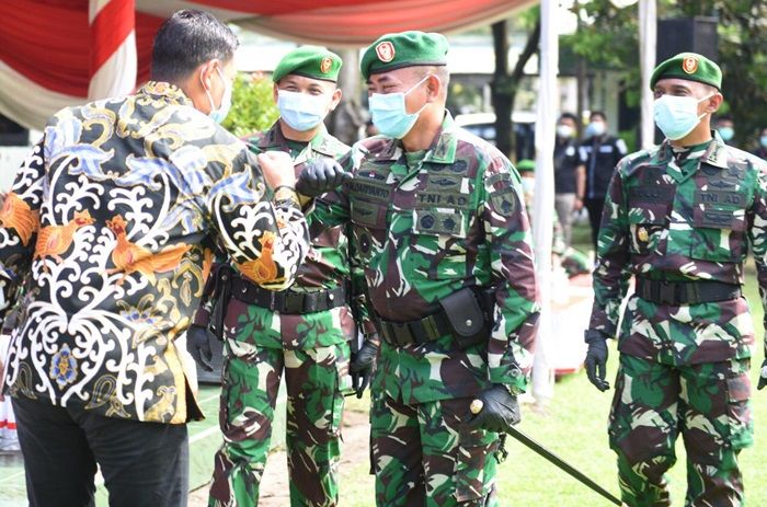 Wali Kota Kediri Hadiri Pisah Sambut Dandim Baru Wali Kota Kediri Hadiri Pisah Sambut Dandim Baru