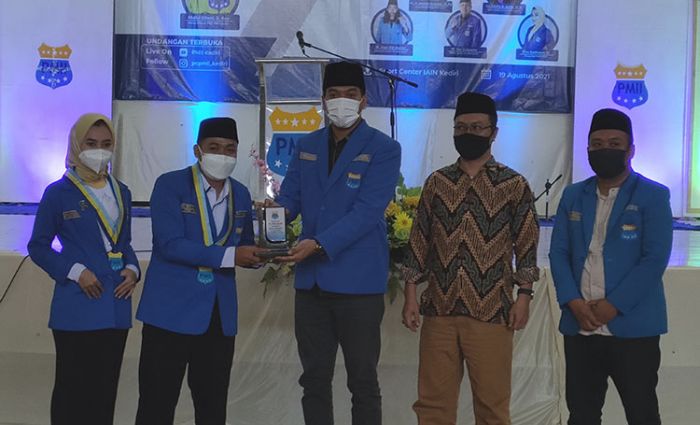 Lantik PC PMII Kediri Periode 2021-2022, Gus Abe: Selamat dan Sukses Lantik PC PMII Kediri Periode 2021-2022, Gus Abe: Selamat dan Sukses