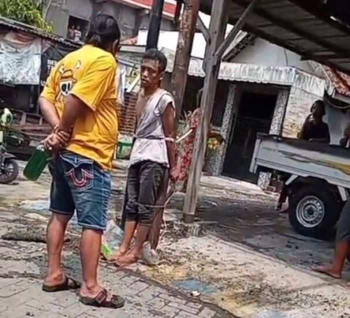 Soal Terbakarnya Maling di Surabaya, Ini Pengakuan Pria yang Pegang Botol Bensin