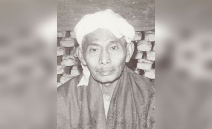 Tafsir Al-Kahfi 71-73: Khidir dan Kiai Idris Kamali, Kiai yang Memberkahi Sekaligus Mengkualati Tafsir Al-Kahfi 71-73: Khidir dan Kiai Idris Kamali, Kiai yang Memberkahi Sekaligus Mengkualati