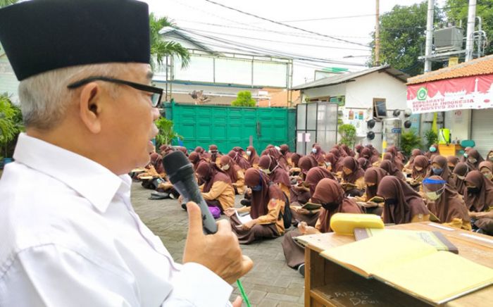 Jaga Imunitas Siswa, Kiai Asep: Harus Naik Kelas Semua, Istighatsah Dua Hari Sekali Jaga Imunitas Siswa, Kiai Asep: Harus Naik Kelas Semua, Istighatsah Dua Hari Sekali