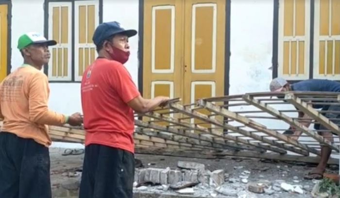 Akibat Gempa di Blitar, 112 Bangunan Rusak Berat dan Ringan Akibat Gempa di Blitar, 112 Bangunan Rusak Berat dan Ringan