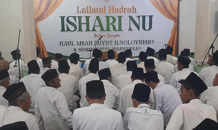 Desa Sumberrejo Gresik Lestarikan Tradisi Haul Leluhur Mbah Noloyudho