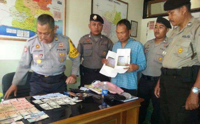 Edarkan Dolar Palsu, Warga Banyuwangi Ditangkap Polisi Pamekasan Edarkan Dolar Palsu, Warga Banyuwangi Ditangkap Polisi Pamekasan