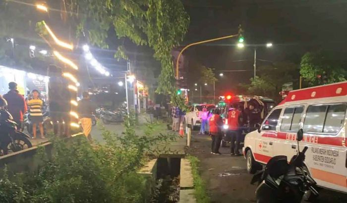 Konvoi Diduga Pesilat Aniaya Pekerja di Jalan Raya Buduran Sidoarjo Konvoi Diduga Pesilat Aniaya Pekerja di Jalan Raya Buduran Sidoarjo