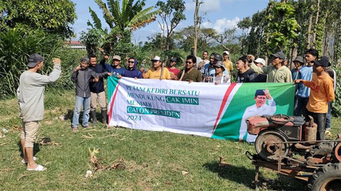 Puluhan Petani di Kota Kediri Bersatu Dukung Cak Imin Jadi Calon Presiden 2024 Puluhan Petani di Kota Kediri Bersatu Dukung Cak Imin Jadi Calon Presiden 2024