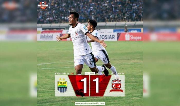 Madura United Tahan Imbang 1-1 Persib di Stadion Jalak Harupat