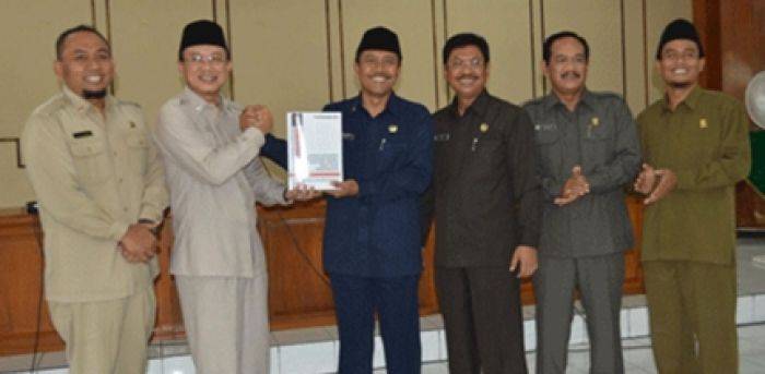 DPRD Ngawi Gelar Paripurna LKPj DPRD Ngawi Gelar Paripurna LKPj