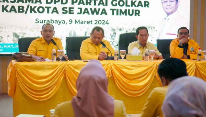 Gelar Rapat, Golkar Kembali Usung Bupati yang Bisa Tambah Kursi di DPRD Gelar Rapat, Golkar Kembali Usung Bupati yang Bisa Tambah Kursi di DPRD