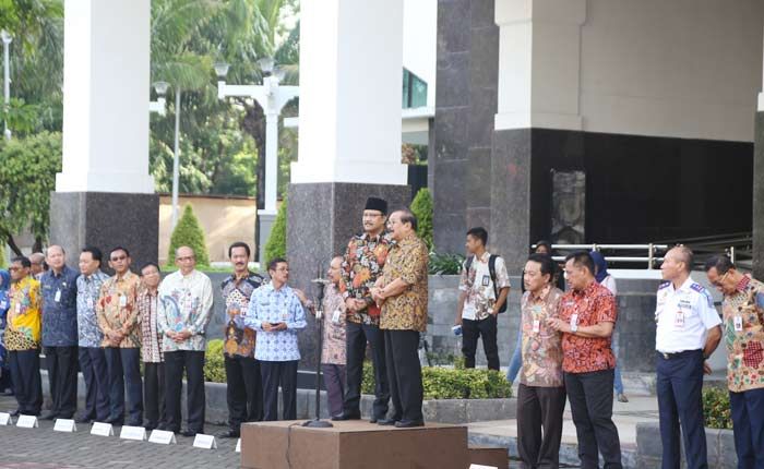 Pakde Karwo Minta Tingkatkan Pertumbuhan Industri di Tahun 2018