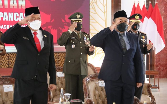 Forkopimda Ngawi Ikuti Upacara Hari Kesaktian Pancasila Secara Virtual di Pendopo Pemkab Forkopimda Ngawi Ikuti Upacara Hari Kesaktian Pancasila Secara Virtual di Pendopo Pemkab