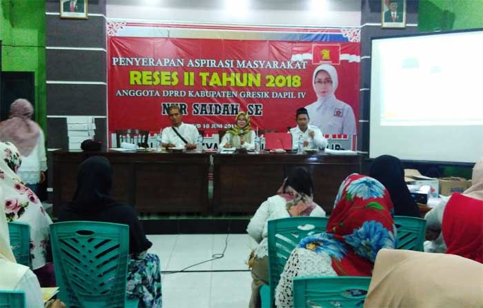 Reses di Duduksampeyan, Nur Saidah Disambati Buruknya Layanan PDAM Reses di Duduksampeyan, Nur Saidah Disambati Buruknya Layanan PDAM