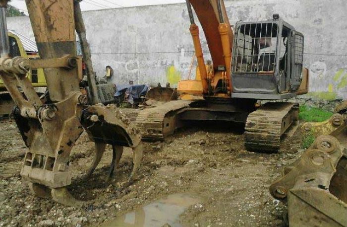 Soal Penghentian Operasional Alat Berat Tanpa SIA dan SIO, DPRD Pacitan: Butuh Waktu Soal Penghentian Operasional Alat Berat Tanpa SIA dan SIO, DPRD Pacitan: Butuh Waktu