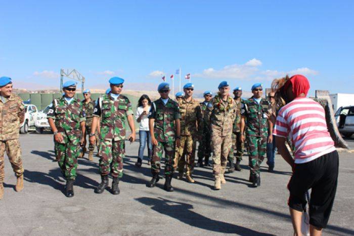 Jenderal Italia Kunjungi Pasukan TNI di Lebanon, Disambut Tarian Khas Jatim