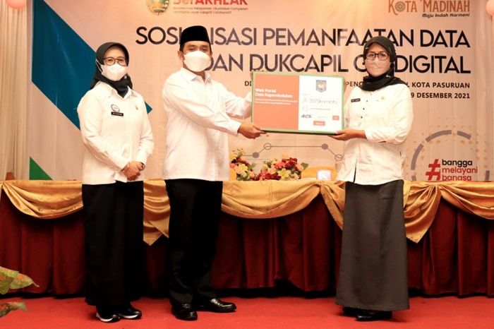 Wujudkan Pasuruan Kota Madinah, Wawali Mas Adi Buka Sosialisasi Dukcapil Go Digital Wujudkan Pasuruan Kota Madinah, Wawali Mas Adi Buka Sosialisasi Dukcapil Go Digital
