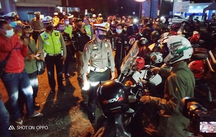 Cegah Gangguan Kamseltibcarlantas, Satlantas Polres Pasuruan Gelar Patroli Malam Skala Besar