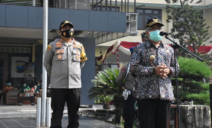 Pjs. Bupati Mojokerto Pimpin Apel Kesiapan Pengamanan Pilkada 2020 Pjs. Bupati Mojokerto Pimpin Apel Kesiapan Pengamanan Pilkada 2020