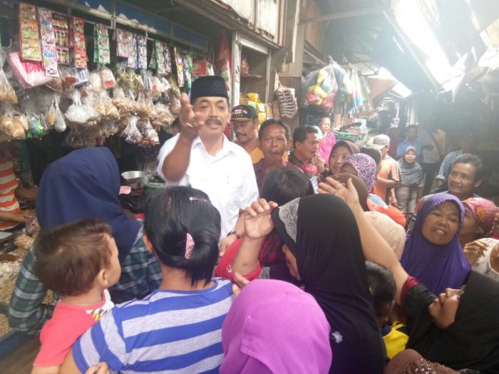 ​Blusukan ke Pasar Gudo, Gus Syaf Disambut Antusias Warga dan Pedagang