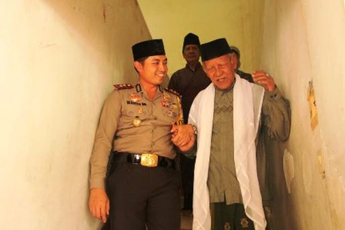 Amankan Coblosan Pilgub, Kapolres Gresik Bakal Turun Langsung Pantau TPS Amankan Coblosan Pilgub, Kapolres Gresik Bakal Turun Langsung Pantau TPS