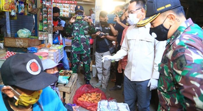 108 Pedagang Reaktif dan 14 Positif Covid-19, Pemkab Probolinggo Gencar Sidak Pasar