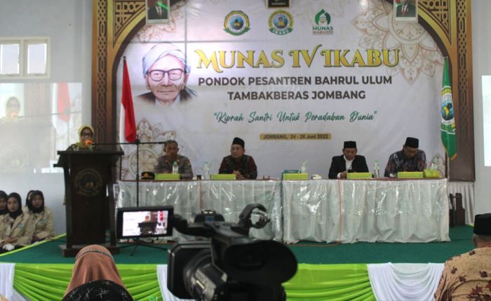 Bupati Jombang Buka Munas IKABU Ke IV, Minta Pengurus Data Seluruh Alumni Bupati Jombang Buka Munas IKABU Ke IV, Minta Pengurus Data Seluruh Alumni