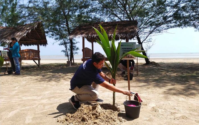 BRI Tuban Salurkan Ribuan Pohon Produktif di 22 Desa BRI Tuban Salurkan Ribuan Pohon Produktif di 22 Desa